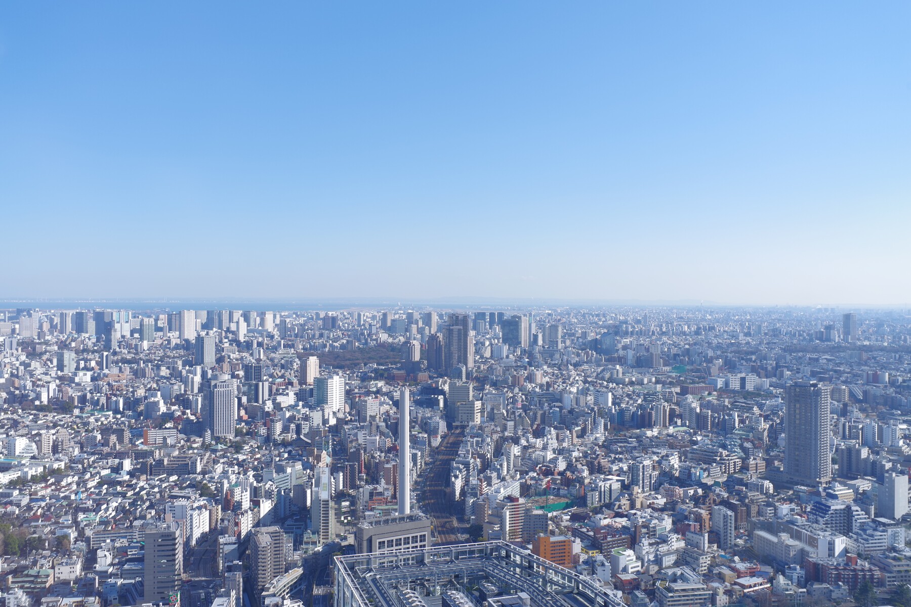 SHIBUYA SKY（渋谷スカイ）展望施設から品川方面の景観の作例写真